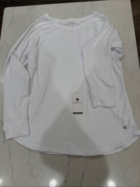 Apana White Long Sleeve Athletic Top